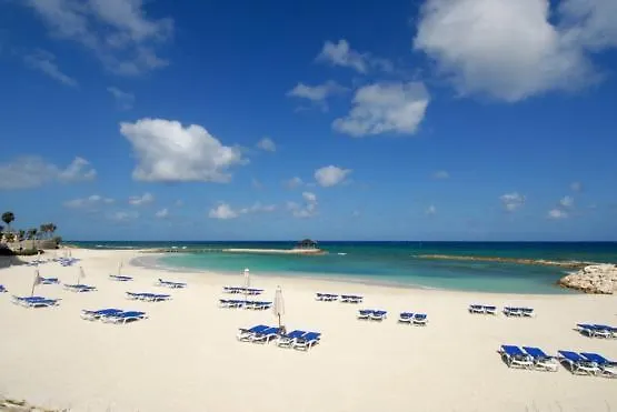 호텔 The Palmyra A Solis Resort & Spa 몬테고 베이